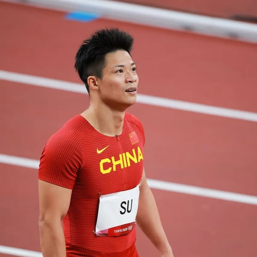  苏炳添手感滚烫，带领山东泰山鏖战洛杉矶湖人，赛后一句话霸气侧漏